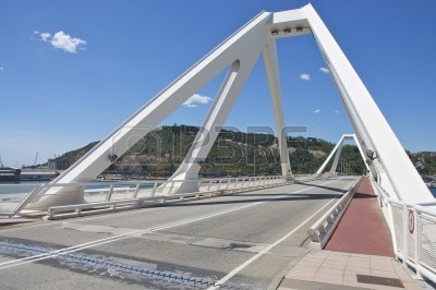 Barcelona Bridge.png