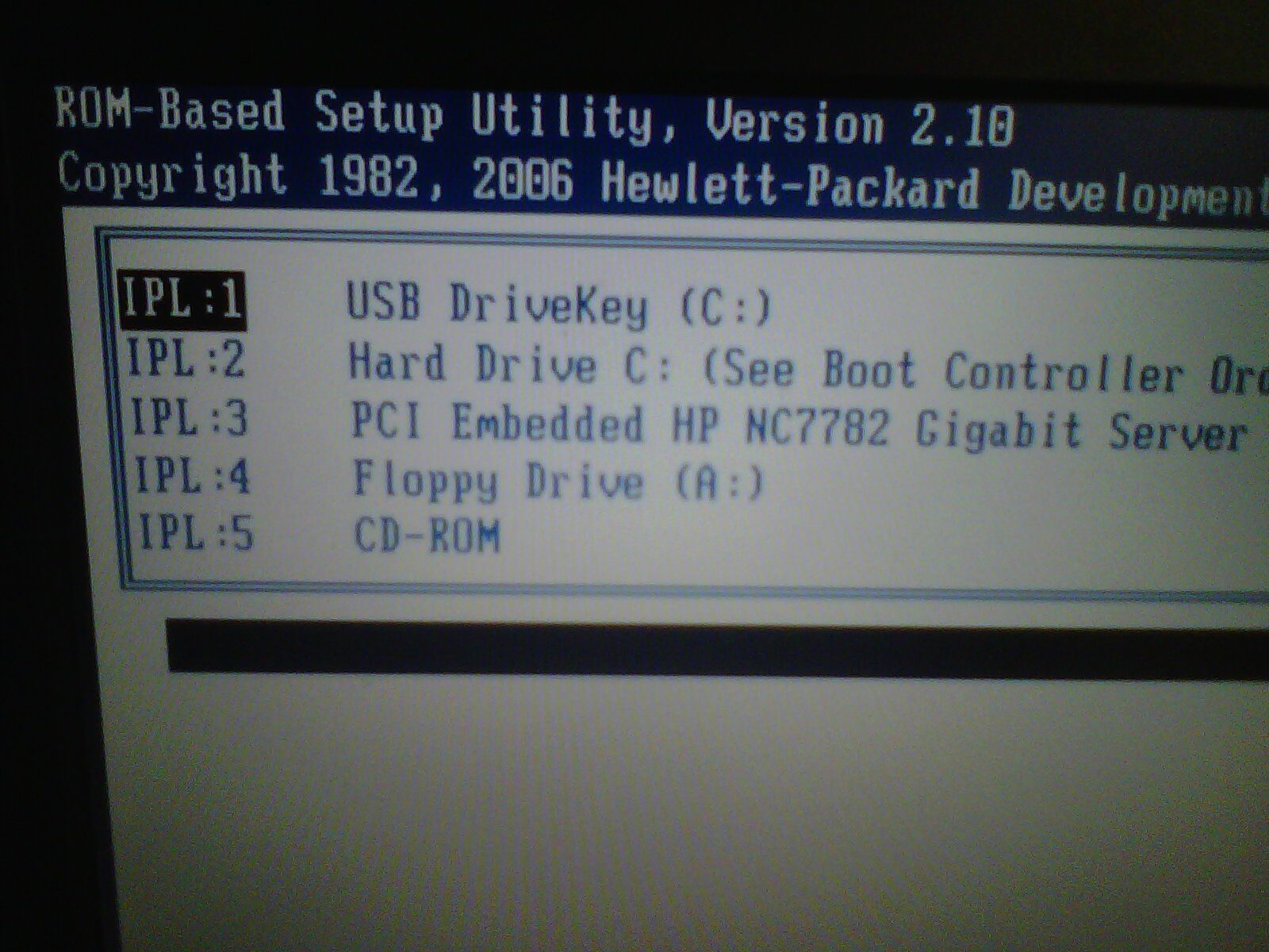 Solved Booting from USB DVD on DL380 G4. Hewlett Packard