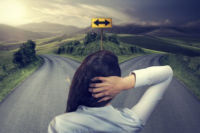 hybrid-cloud-journey-hpe-vmware.jpg_shutterstock_311651225.jpg