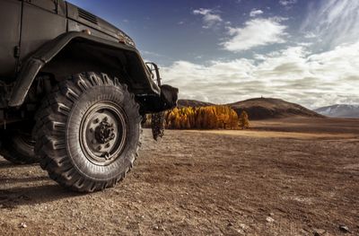 Just as all-terrain vehicles distribute torque to all four wheels simultaneously, easing the load borne by each wheel, striping distributes data across two or more disks.