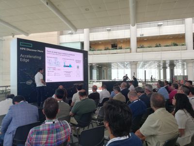 Accelerating Edge Innovation Theater session at HPE Discover More Madrid.